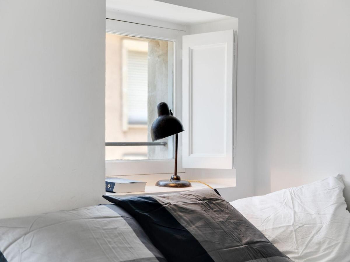 Holiday Home In Avignon Next To The City Centre Bagian luar foto